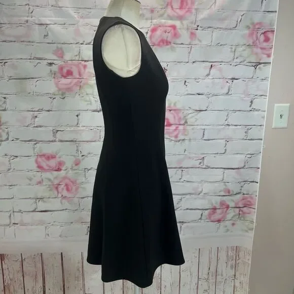 Kate spade black sleeveless rear gold zipper A-line dress size 2 - Picture 5 of 12